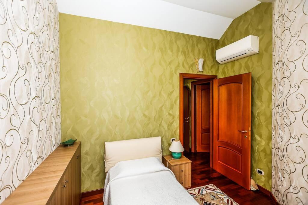 Prestigioso Appartamento Di 70Mq Vicino Milano 莱尼亚诺 外观 照片