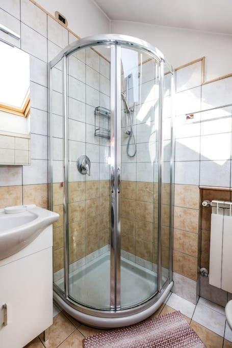 Prestigioso Appartamento Di 70Mq Vicino Milano 莱尼亚诺 外观 照片